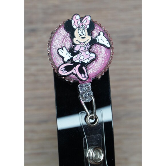Disney Cartoon Minnie Mouse Retractable ID Badge Reel Belt Clip. - Picture 2 of 4
